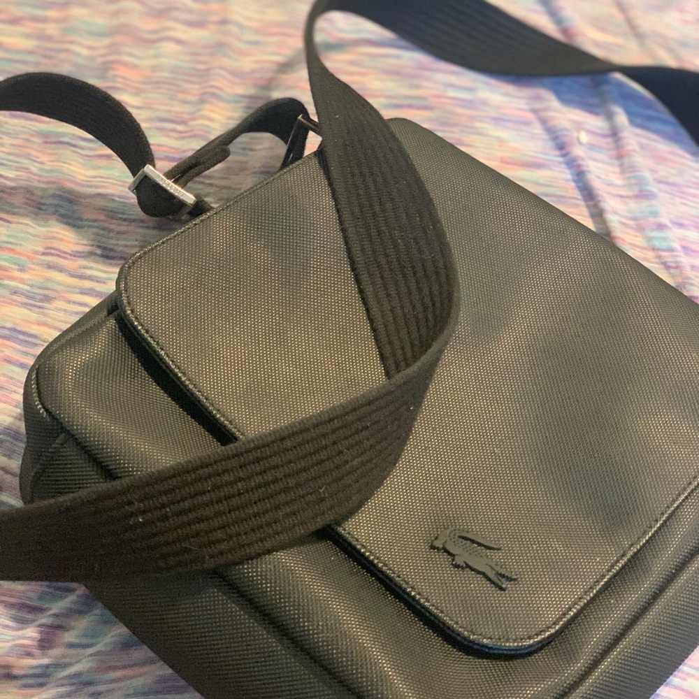 men's Classic Petit Piqué Flap Bag  (Lacoste bag)